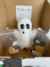 Load image into Gallery viewer, Halloween Pet Box