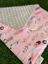Load image into Gallery viewer, Pink Feathers Minky Blanket