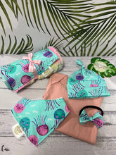 Load image into Gallery viewer, Premium Baby Gift Pack - Girl