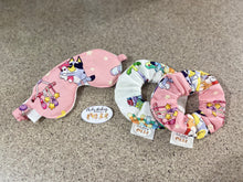 Load image into Gallery viewer, Bluey - Pink - Mask & Scrunchie Set