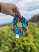 Load image into Gallery viewer, Cookie Monster Scrunchie ✨LIMITED PRODUCT✨
