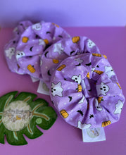 Load image into Gallery viewer, Purple Ghosts Scrunchie
