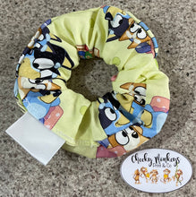 Load image into Gallery viewer, Bluey - Green - Scrunchie
