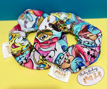 Load image into Gallery viewer, Spongebob Squarepants Scrunchie
