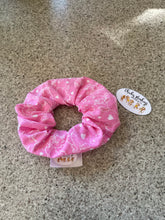 Load image into Gallery viewer, Disney Aristocats - Pink - Scrunchie
