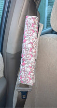 Load image into Gallery viewer, Aristocats Seat Belt Cover
