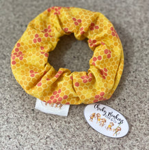 Load image into Gallery viewer, Honey Comb Scrunchie
