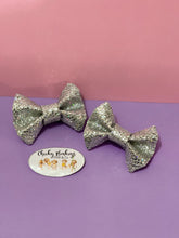 Load image into Gallery viewer, Glitter Silver Bow Clips - 2 Pack
