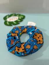 Load image into Gallery viewer, Cookie Monster Scrunchie ✨LIMITED PRODUCT✨
