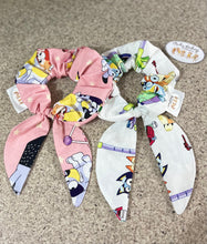 Load image into Gallery viewer, Bluey - White - Bow Scrunchie
