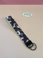 Load image into Gallery viewer, Marie - Leatherette - Wristlet
