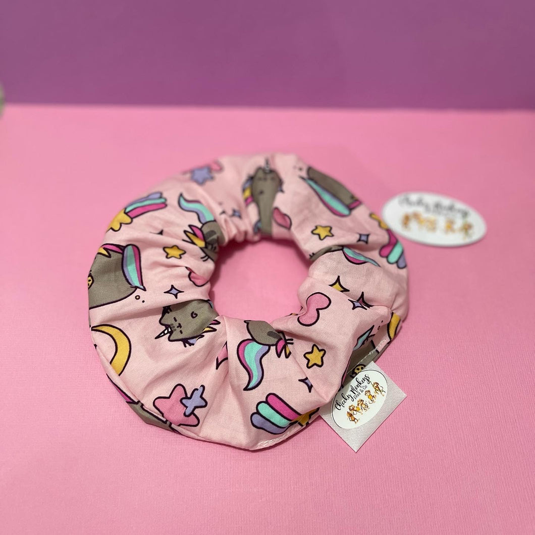 Pusheen Scrunchie