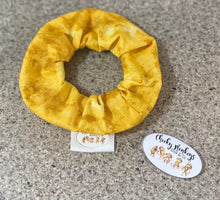 Load image into Gallery viewer, Gold Scrunchie
